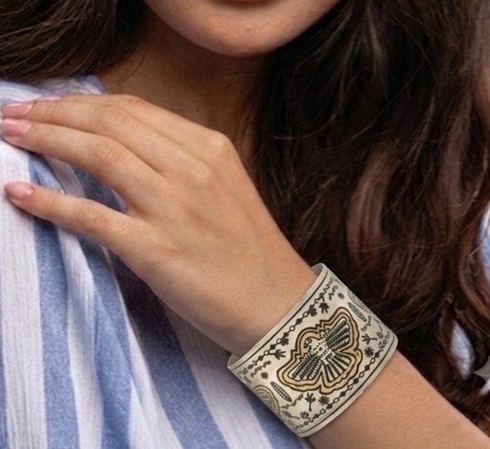 THUNDER HAWK Etched Metal Cuff Bracelet Copper Silver Gold-tones Myra Bag- New